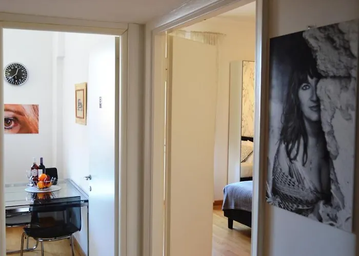 Near Colosseum San Giovanni Pet-friendly Apartment